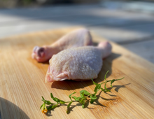 Load image into Gallery viewer, 4 or 5 Chicken Drumsticks